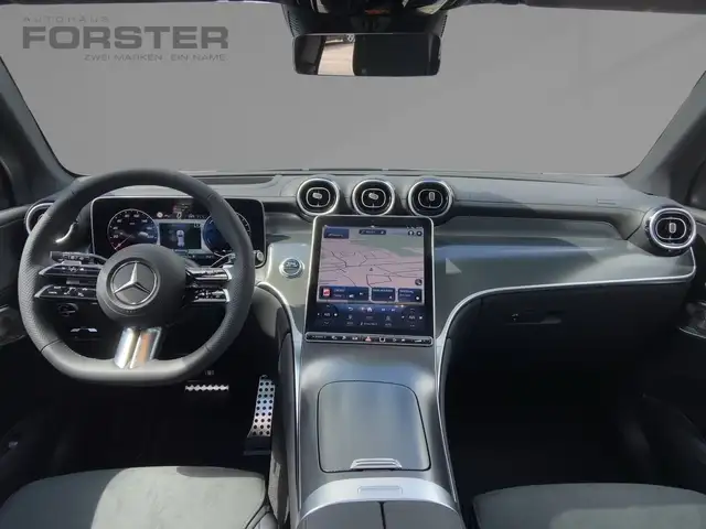 Mercedes-Benz GLC 300 e 4MATIC AMG Pano Night FAP Distr MBUX Ansicht 8
