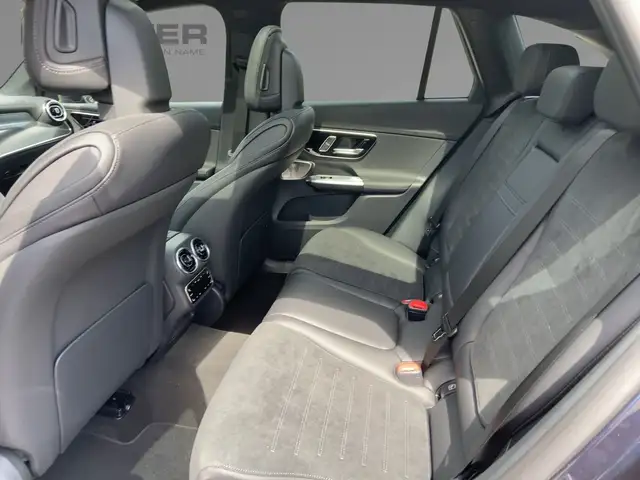 Mercedes-Benz GLC 300 e 4MATIC AMG Pano Night FAP Distr MBUX Ansicht 7