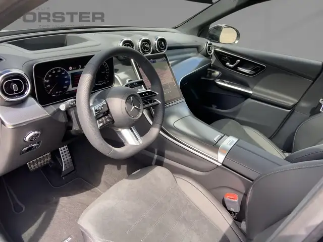 Mercedes-Benz GLC 300 e 4MATIC AMG Pano Night FAP Distr MBUX Ansicht 6
