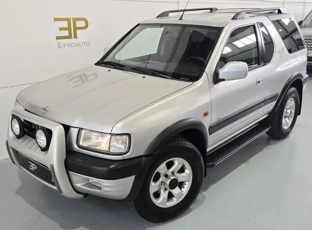 Opel Frontera 2.2DTI Sport RS