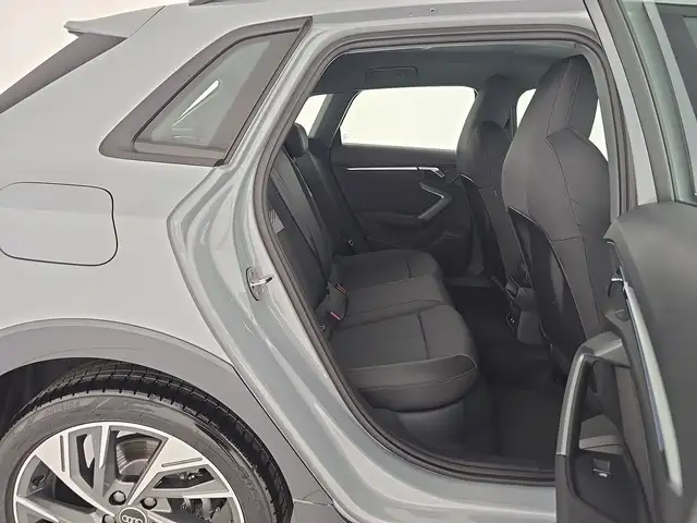 Audi A3 view 9