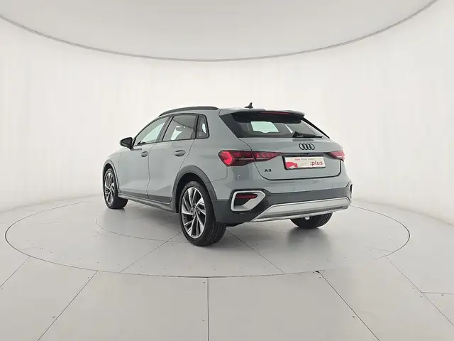 Audi A3 view 3