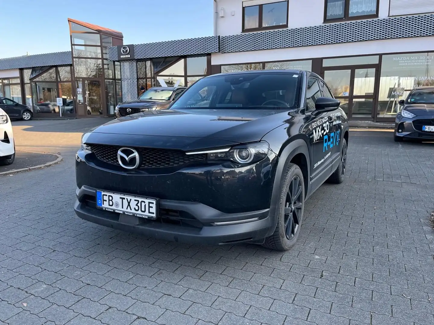 Mazda MX-30 e-SKYACTIV R-EV, Advantage,Garantie bis 09/30 Schwarz - 1
