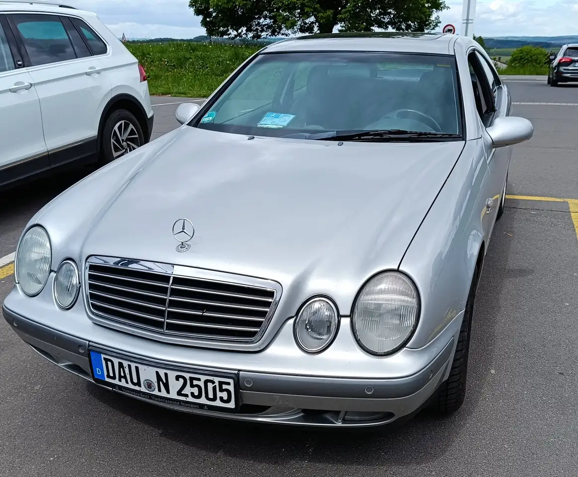 Mercedes-Benz CLK 200 CLK Cabrio 200 Elegance, foto 1