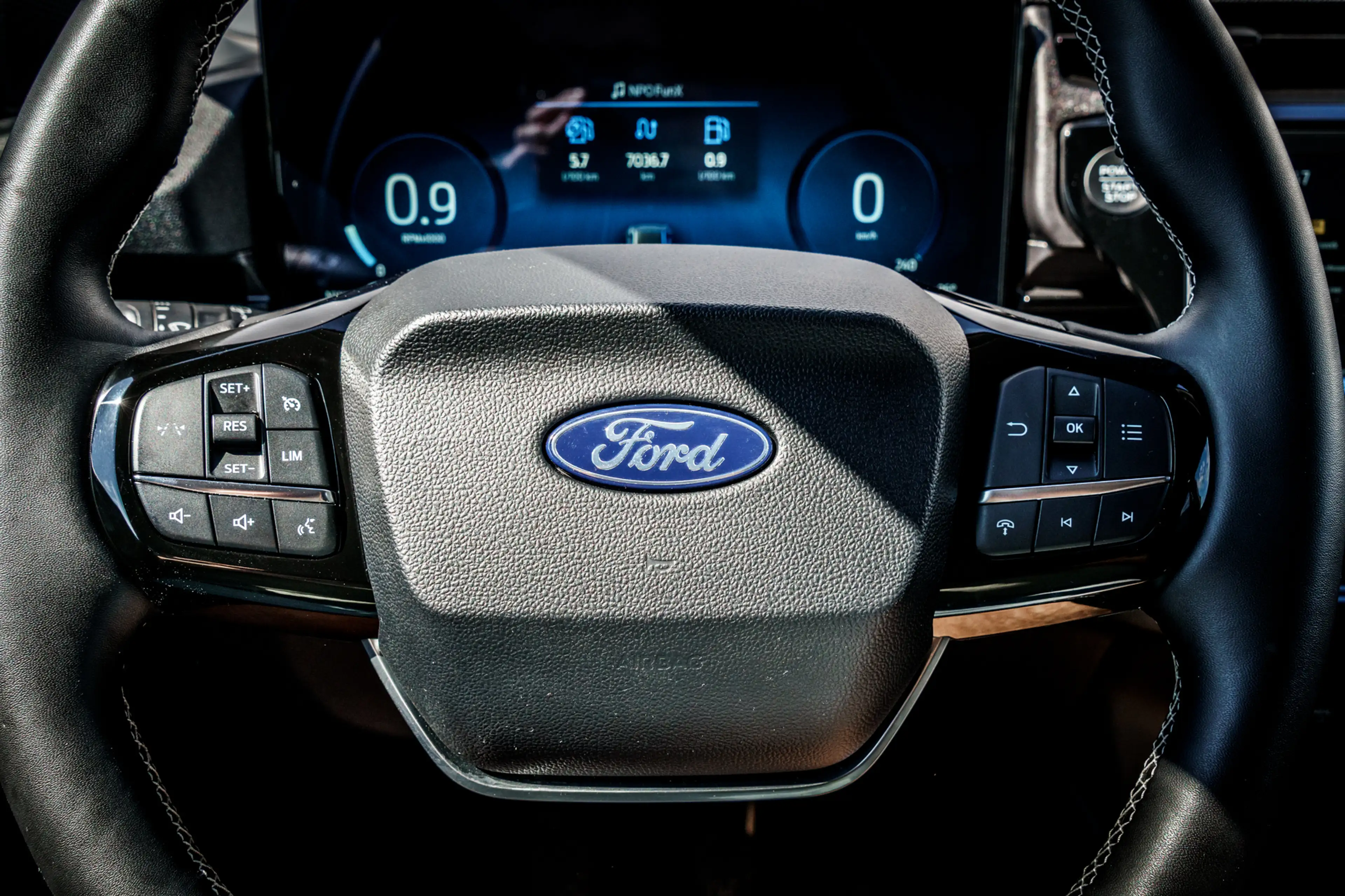 Ford Puma 1.0 EcoBoost Hybrid Titanium | LED | Camera | Wint — photo 14
