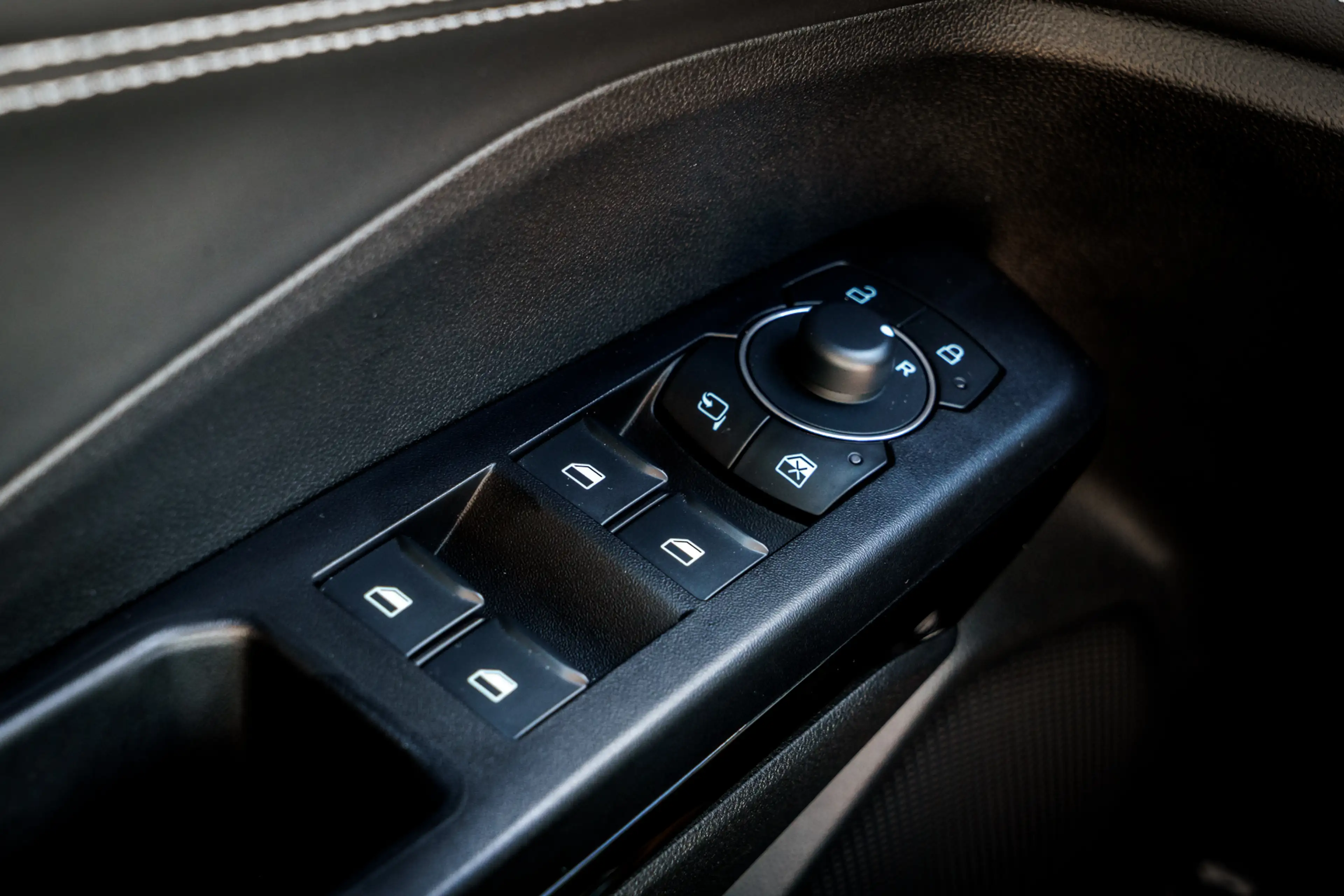 Ford Puma 1.0 EcoBoost Hybrid Titanium | LED | Camera | Wint — photo 26