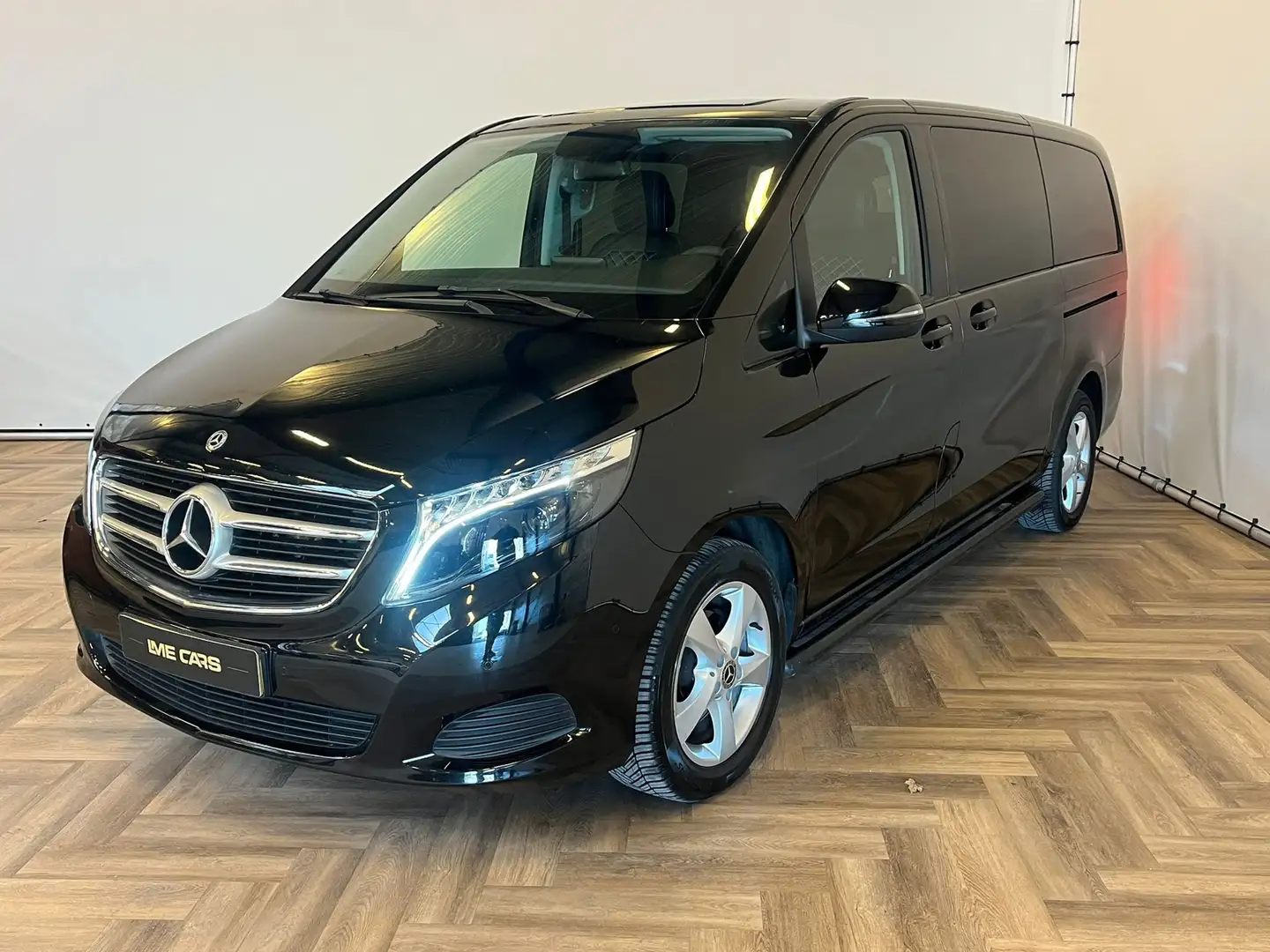 Mercedes-Benz V 220 220d Lang DC Avantgarde|MARGE|AUTOMAAT|INRUIL MOGE Zwart - 1