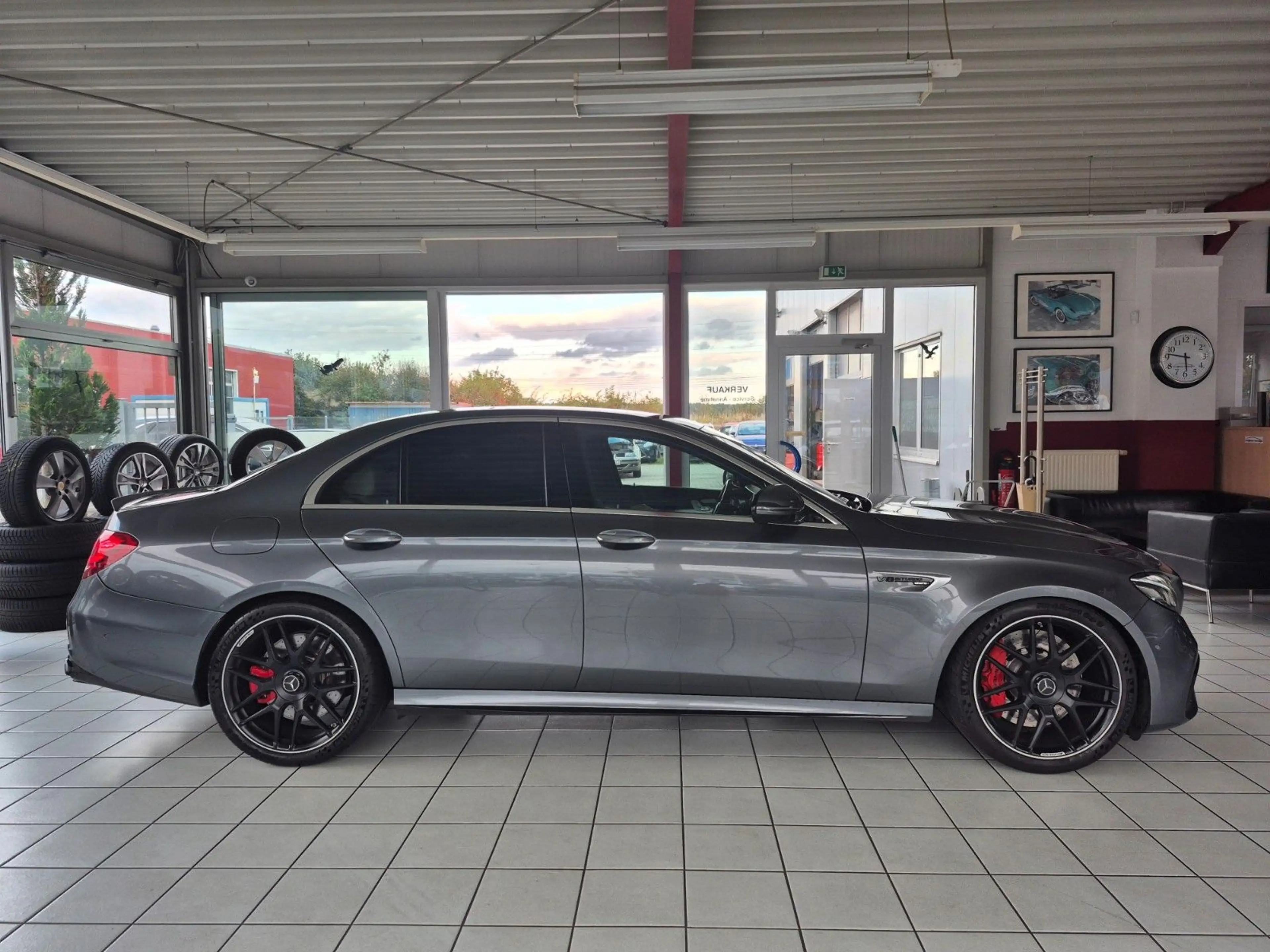 Mercedes-Benz E 63 AMG E 63 S AMG 4Matic+ Head Up Panorama Burmster LED — photo 4