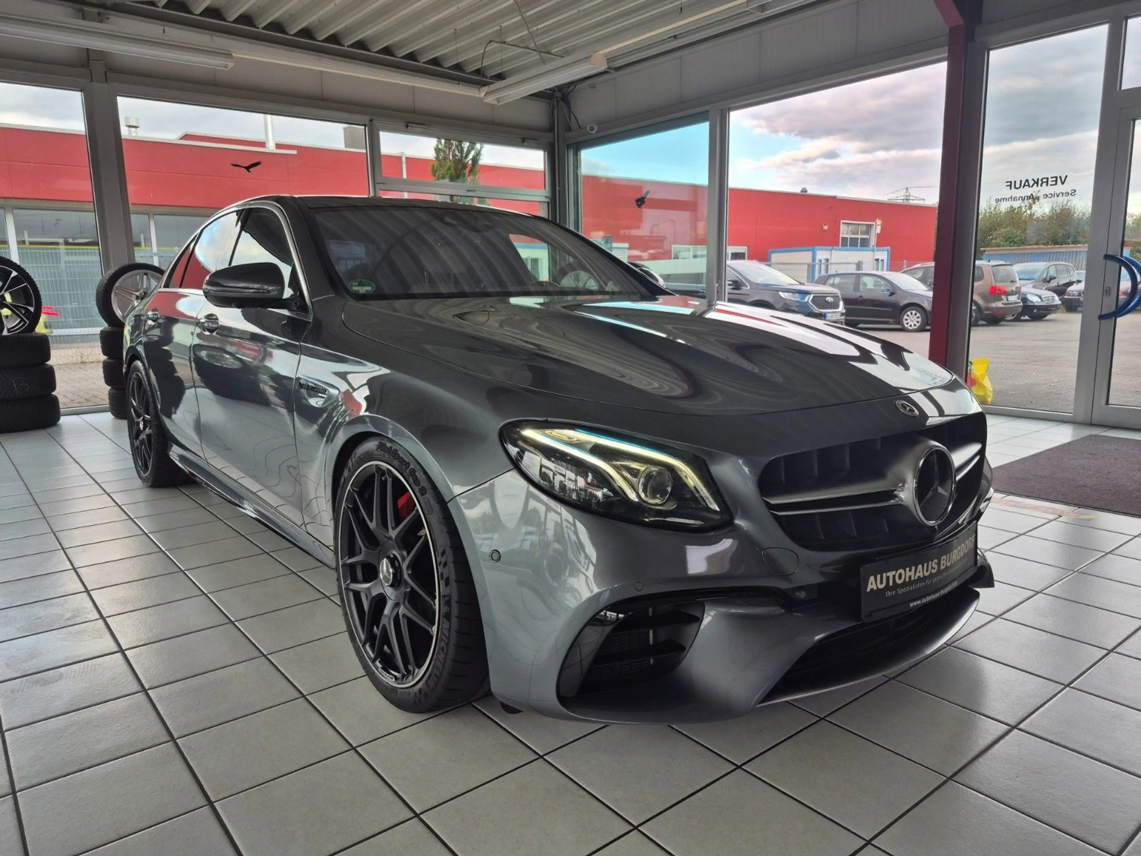 Mercedes-Benz E 63 AMG E 63 S AMG 4Matic+ Head Up Panorama Burmster LED — photo 3