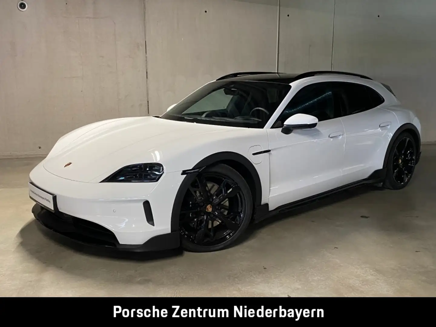 Porsche Taycan 4 Cross Turismo |  Active Ride | Weiß - 1