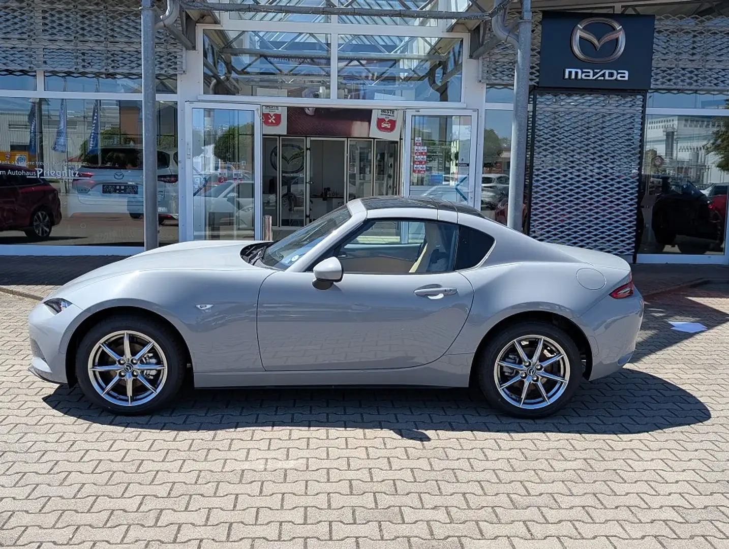Mazda MX-5 1.5L SKYACTIV-G SKYACTIV-G 132 6MT RWD Kazari Grau - 2