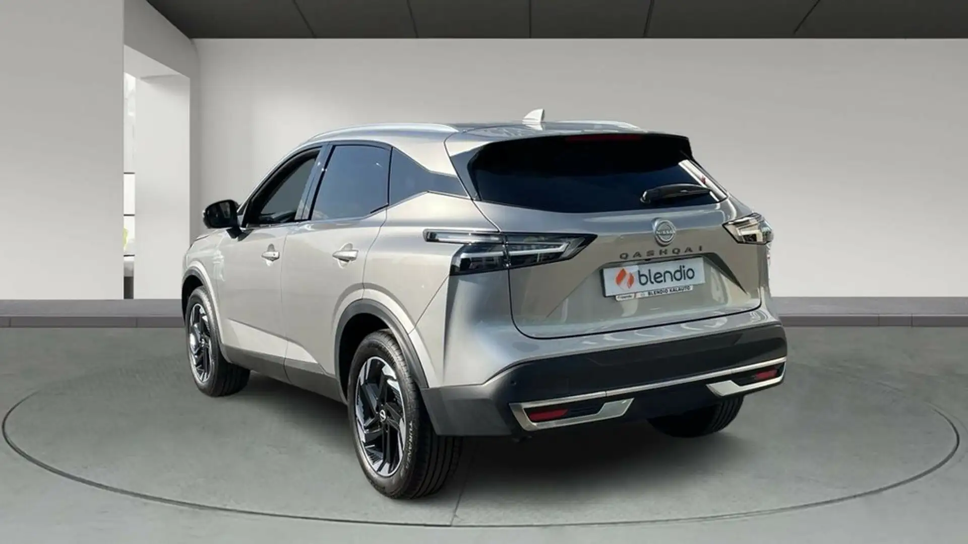 Nissan Qashqai 1.3 DIG-T MHEV 103KW N-CONNECTA 140 5P Plateado - 2