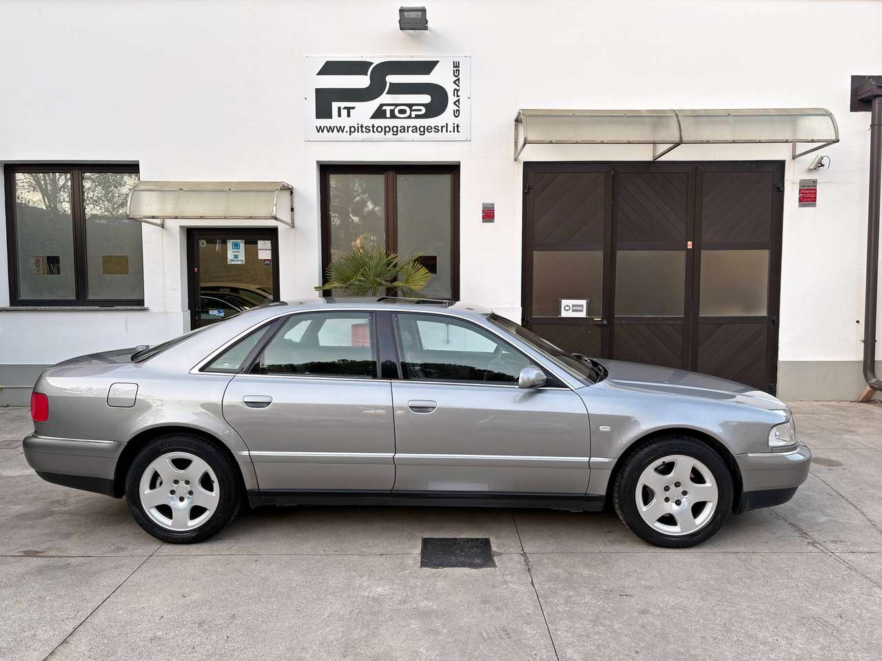 Audi A8 A8 2.5 V6 Tdi 180cv Quattro Tiptronic - Unipro