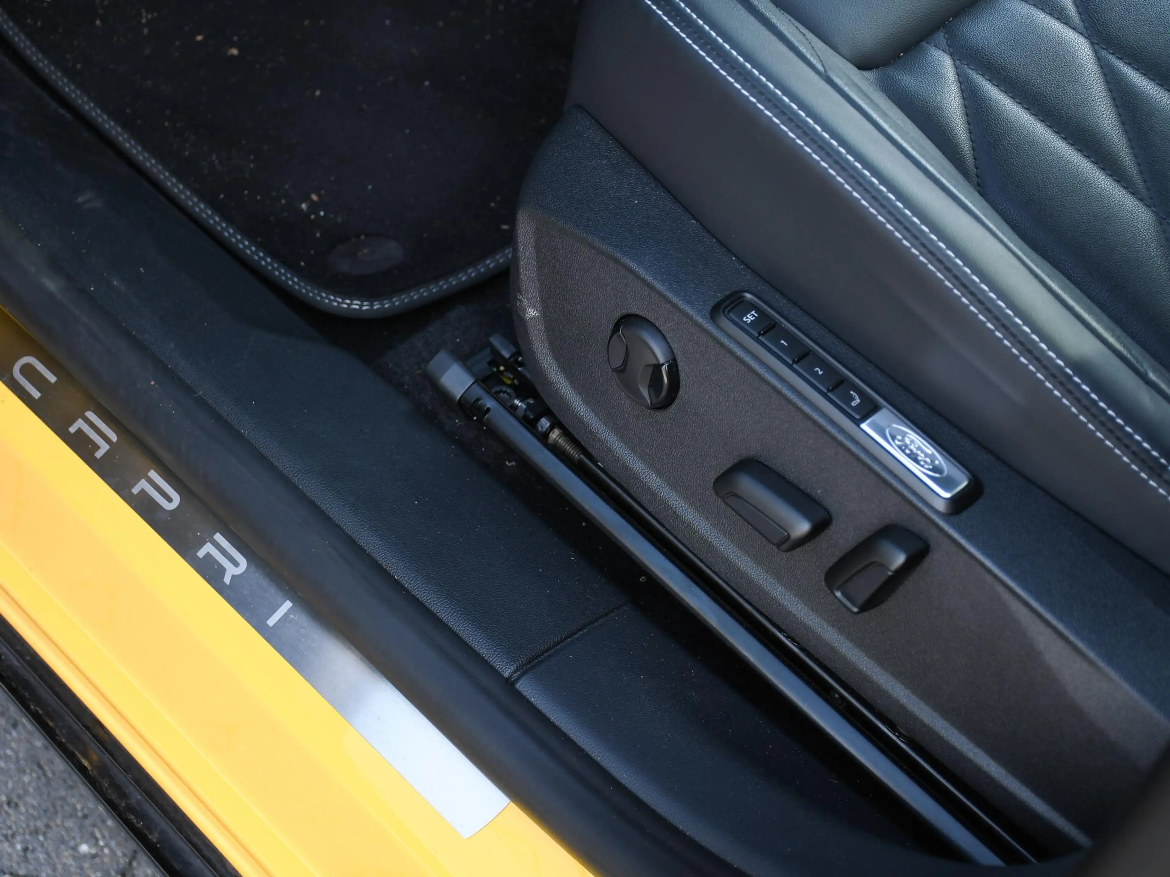 Ford Capri Premium Extended Range 77 kWh RWD 286pk Automaat P — photo 12