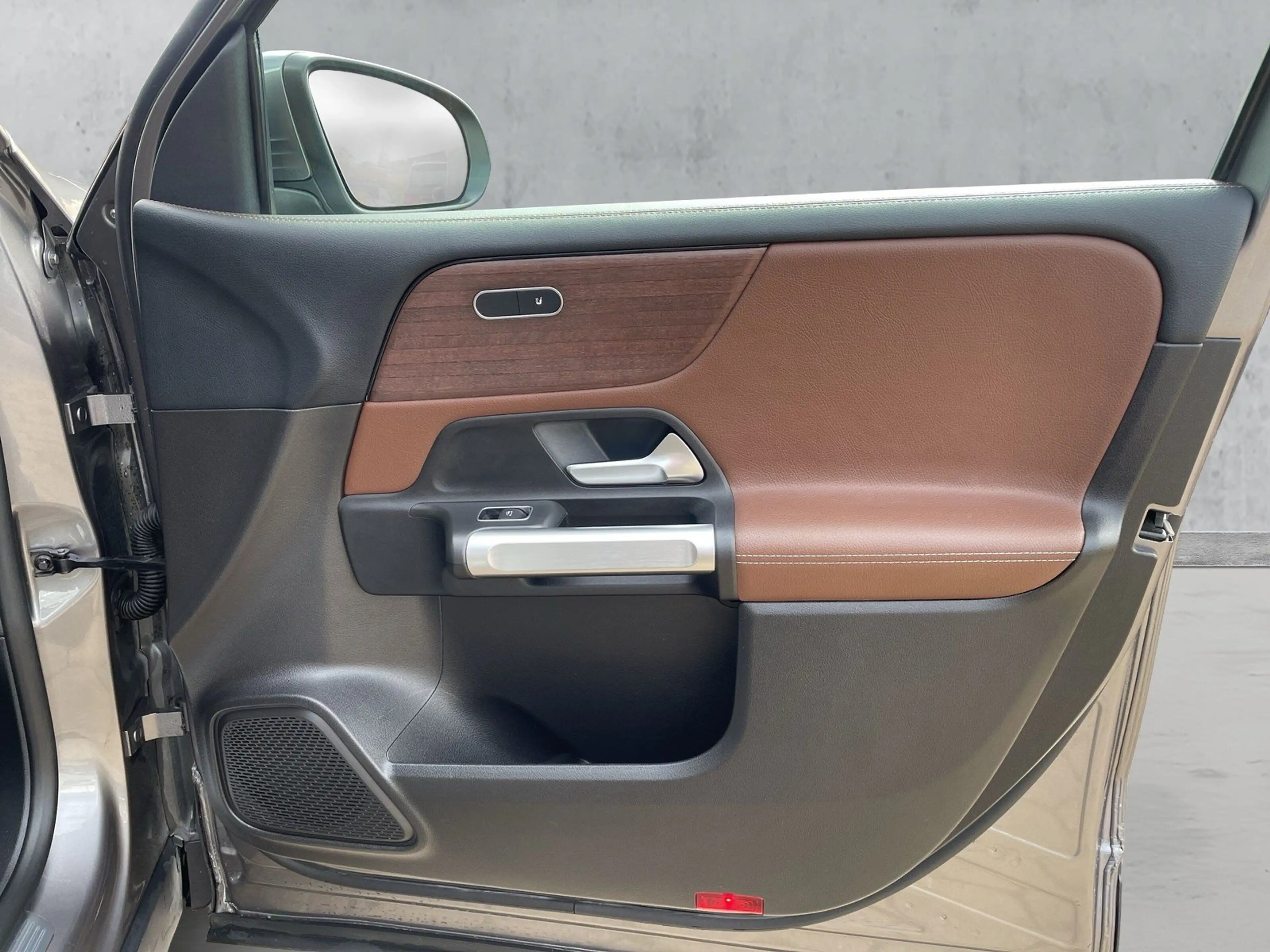 Mercedes-Benz GLB 250 4MATIC Business+Navi+RFK+Sitzheiz — photo 15