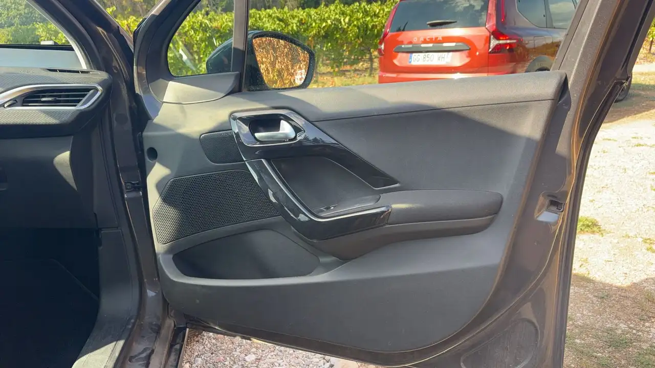 Peugeot 2008 2008 — photo 22