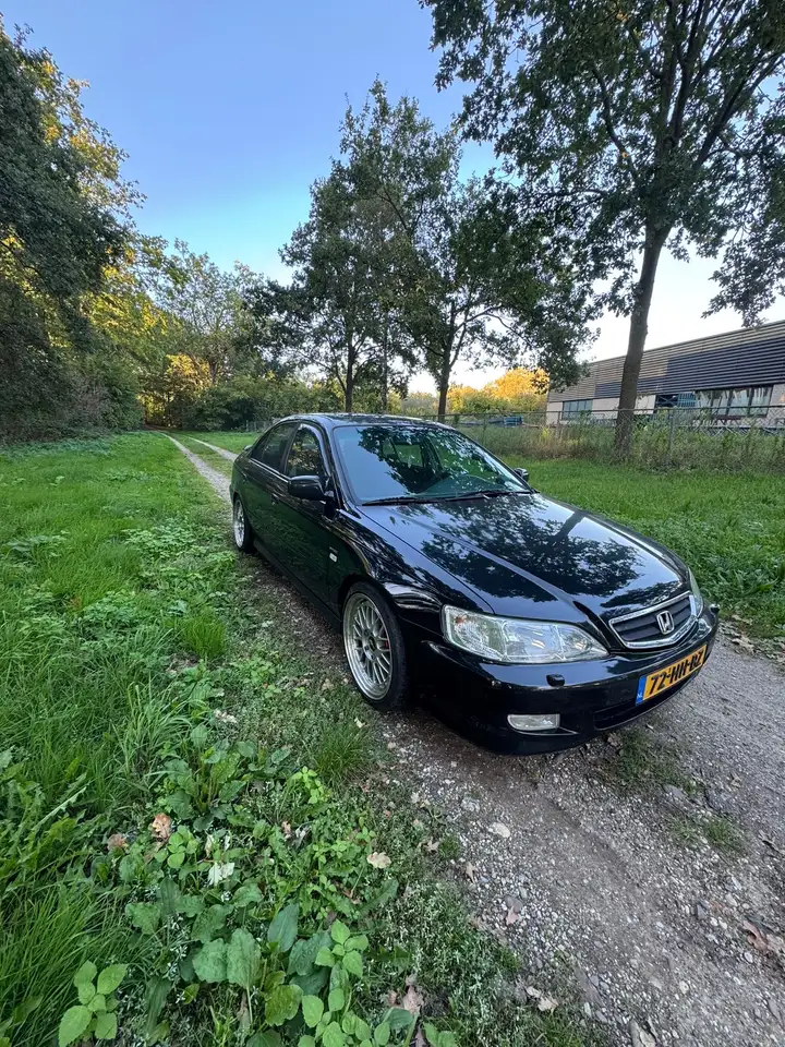 Honda Accord 2.3i ES, foto 2