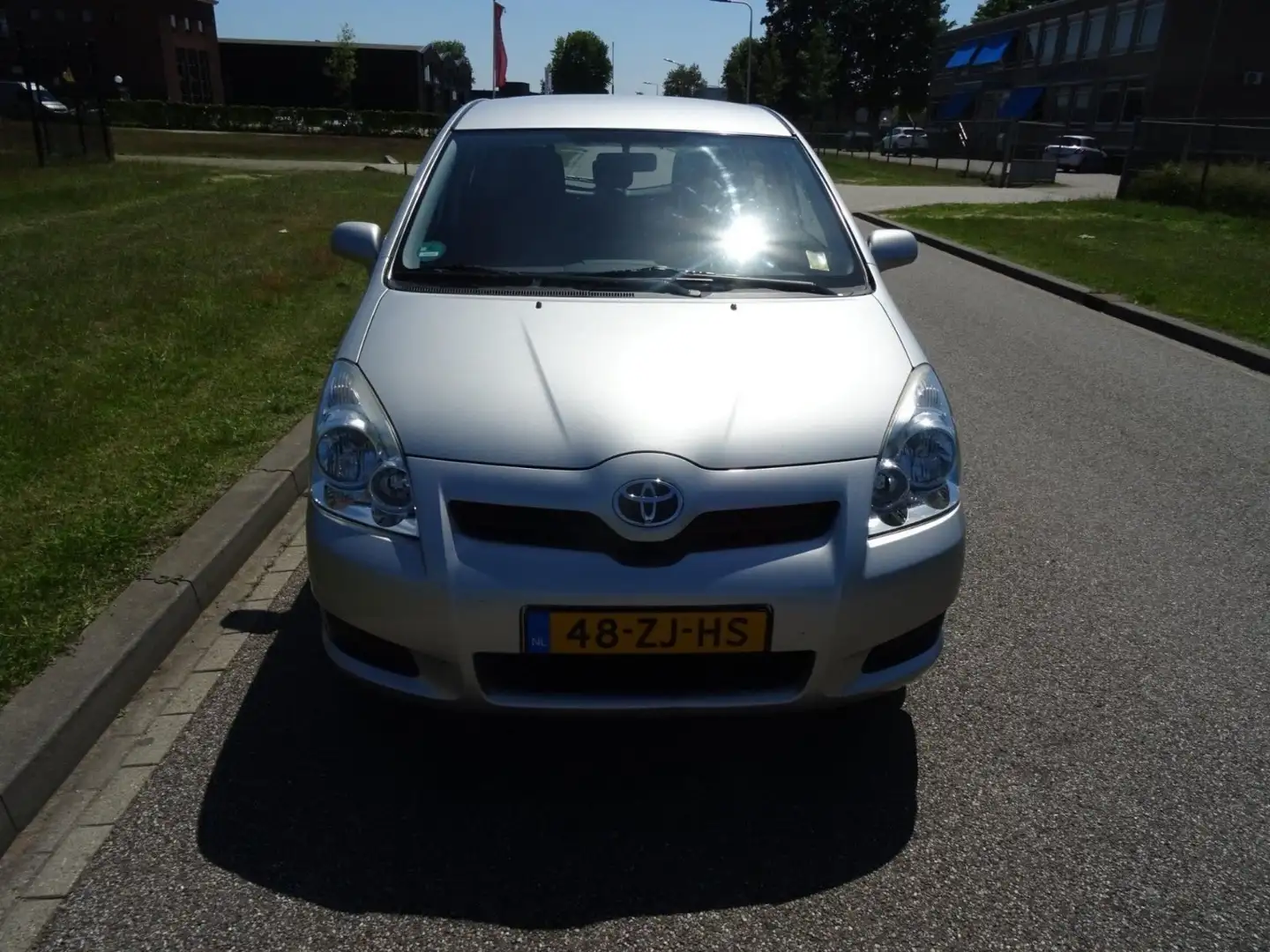 Toyota Corolla Verso Corolla Verso 1.6 VVT-i Terra Argent - 1