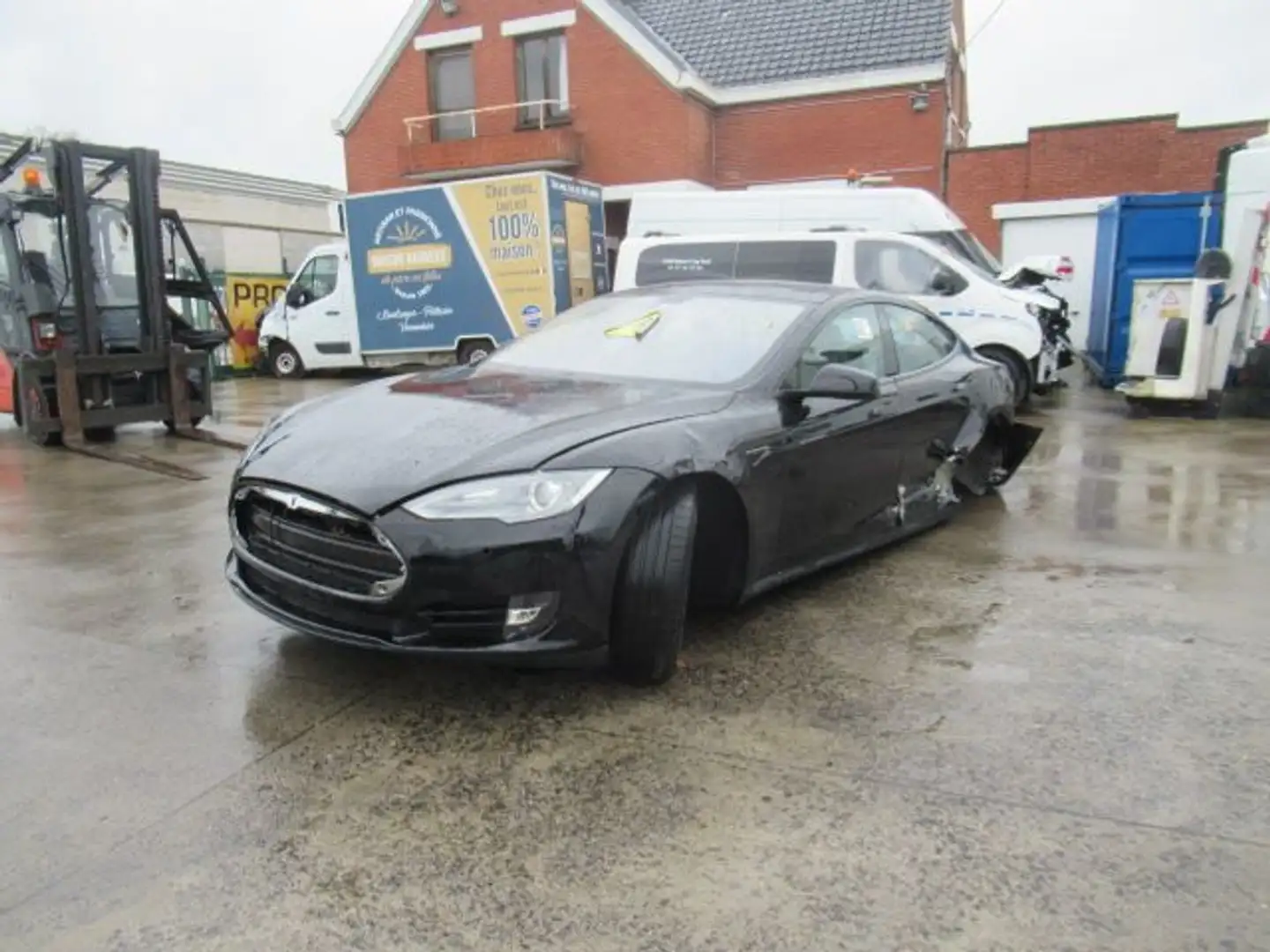 Tesla Model S Type 85 Schwarz - 1