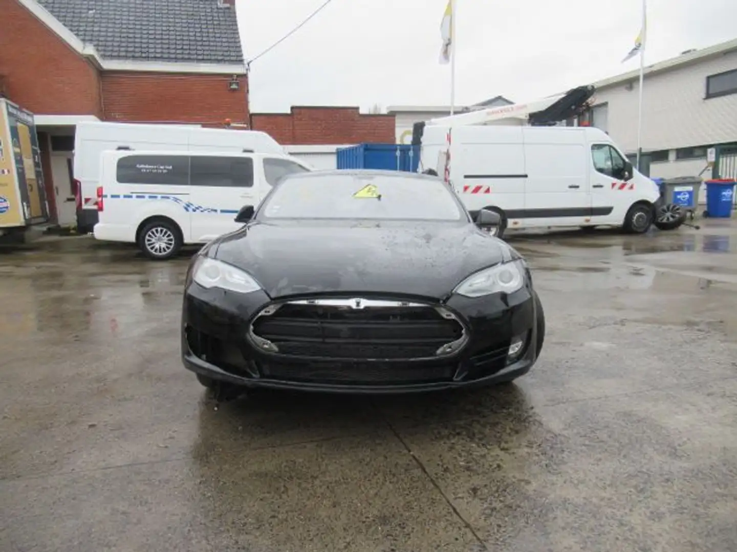 Tesla Model S Type 85 Schwarz - 2