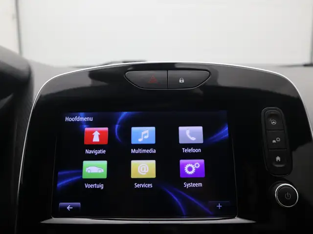Renault Clio view 23