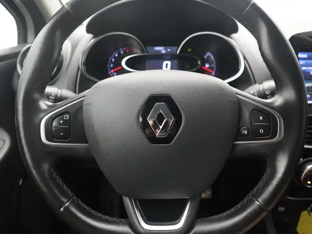 Renault Clio view 12