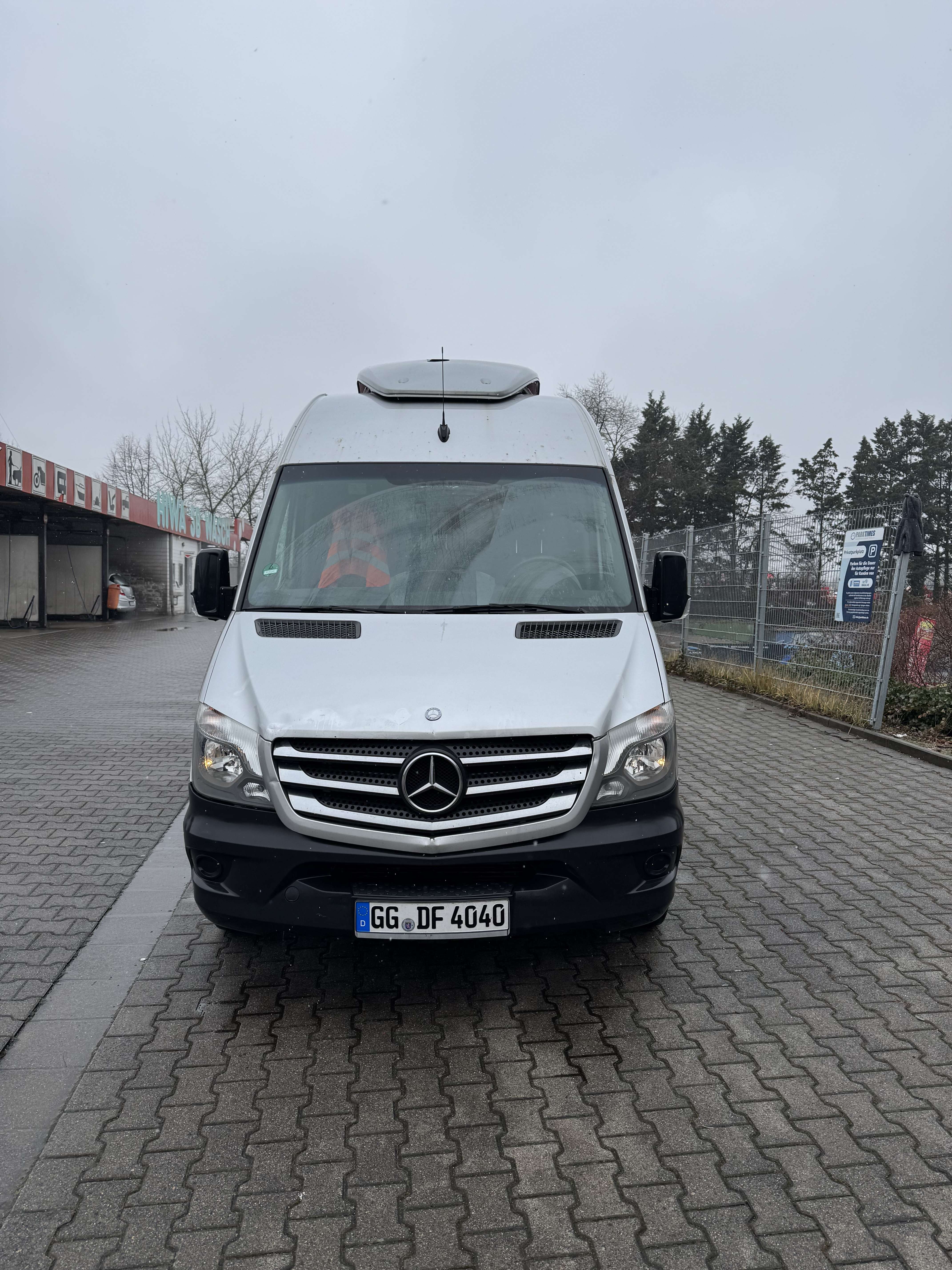 Second hand Mercedes Benz Sprinter 