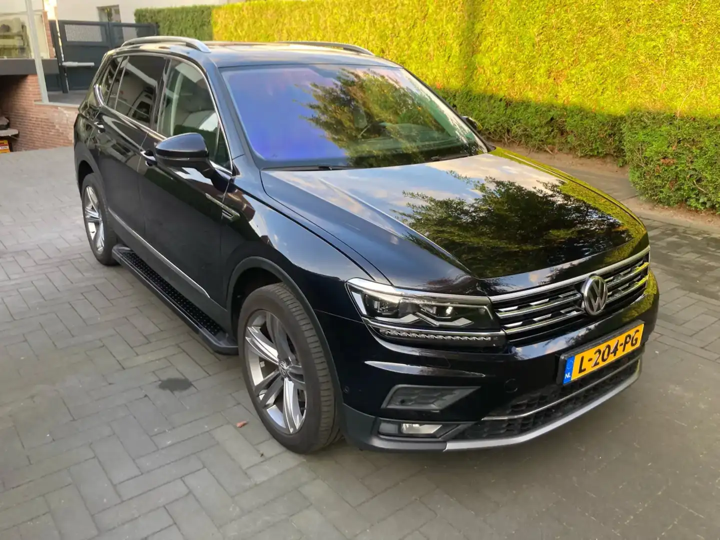 Volkswagen Tiguan Allspace Tiguan Allspace 1.5 TSI Highline 7p. Zwart - 1