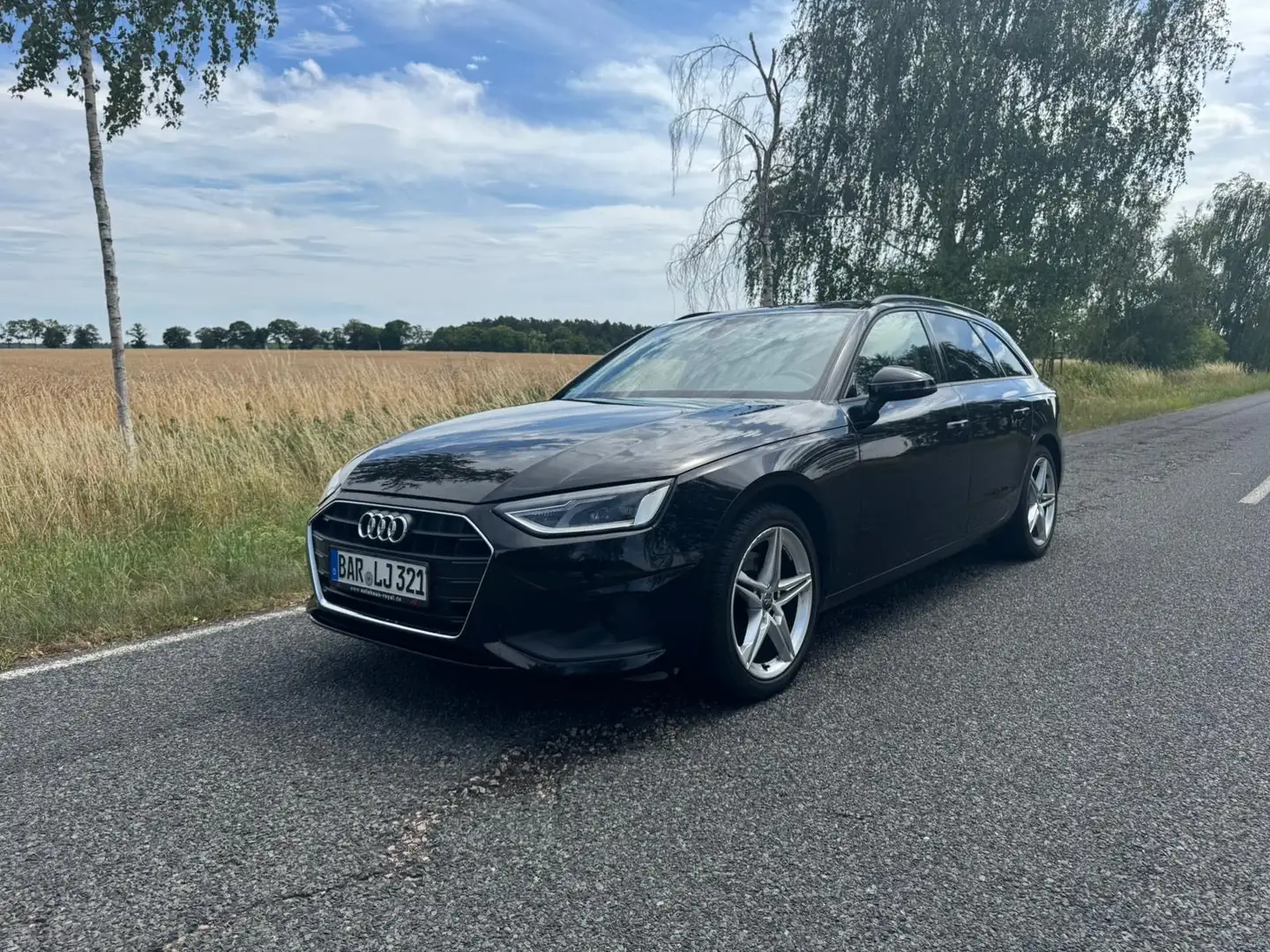 Audi A4 35TFSI Facelift Automatik Massage 99TKM 2.Hand - 1