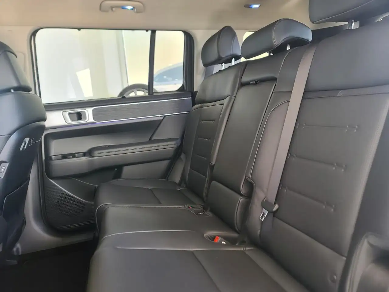 Hyundai SANTA FE снимка Hyundai SANTA FE