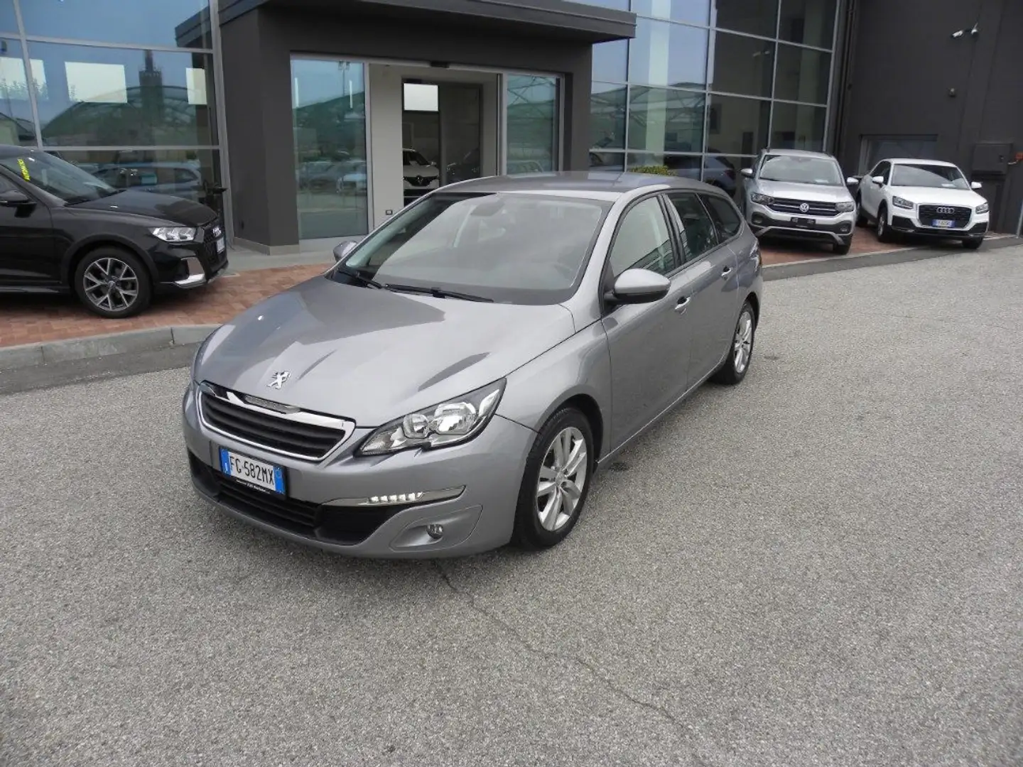 Peugeot 308 BlueHDi 120 S&S SW Business Grigio - 1