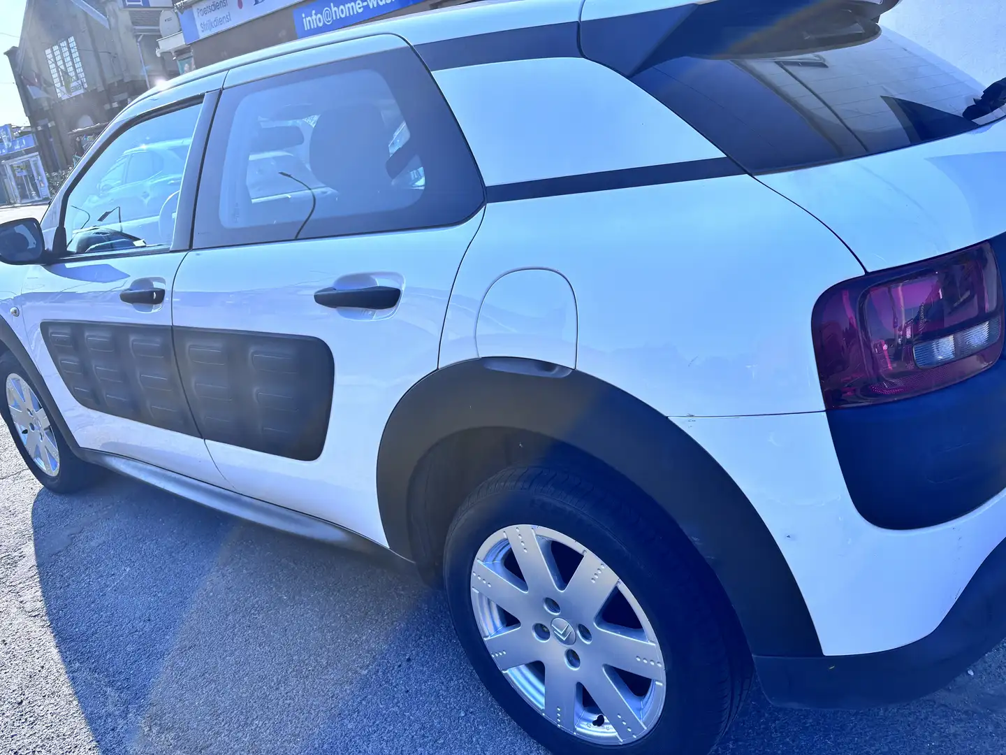 Citroen C4 Cactus 1.2i VTi Start - 2