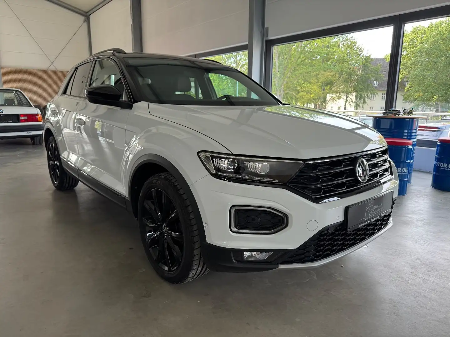 Volkswagen T-Roc 1.5 TSI Sport LED/AHK/Pano/SHZ/ACC Weiß - 2