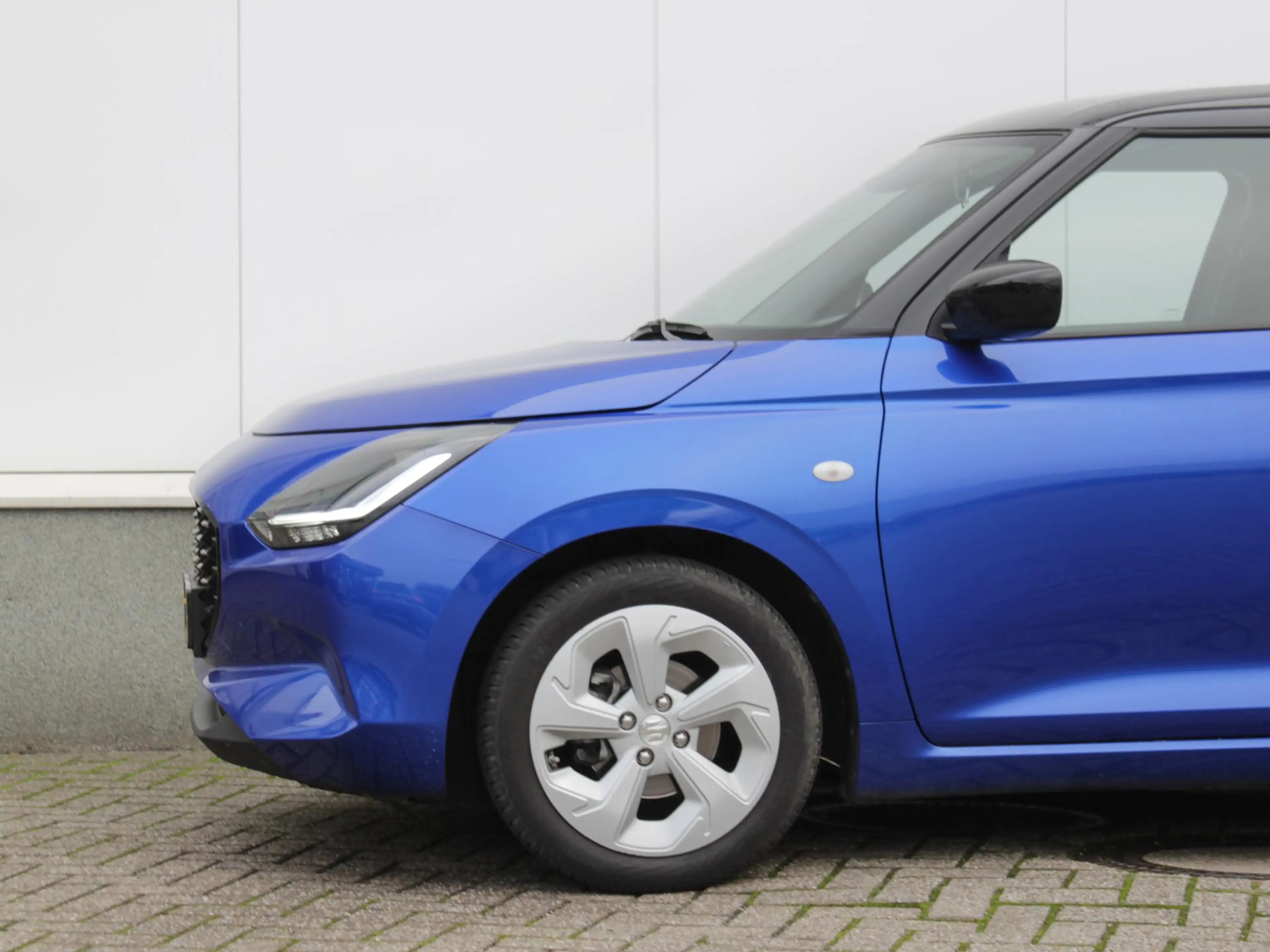 Suzuki Swift 1.2 Select Smart Hybrid | Navi | Adap. Cruise | Ai — photo 9