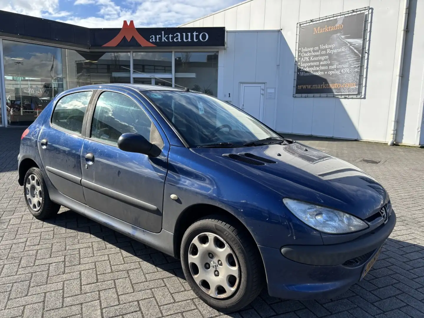 Peugeot 206 1.4 One-line met apk t/m 15-03-2026 Bleu - 1