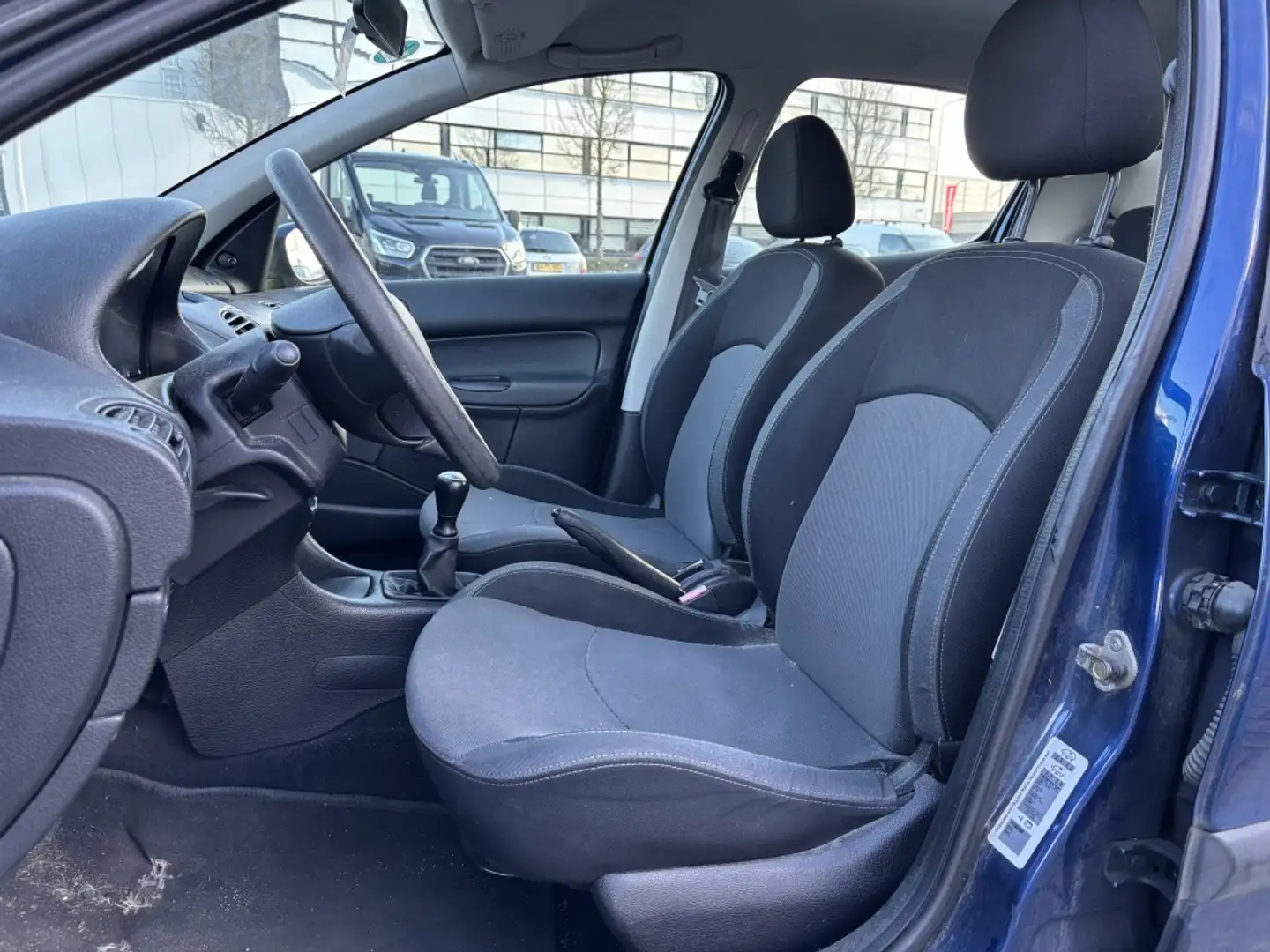 Peugeot 206 1.4 One-line met apk t/m 15-03-2026 Bleu - 2