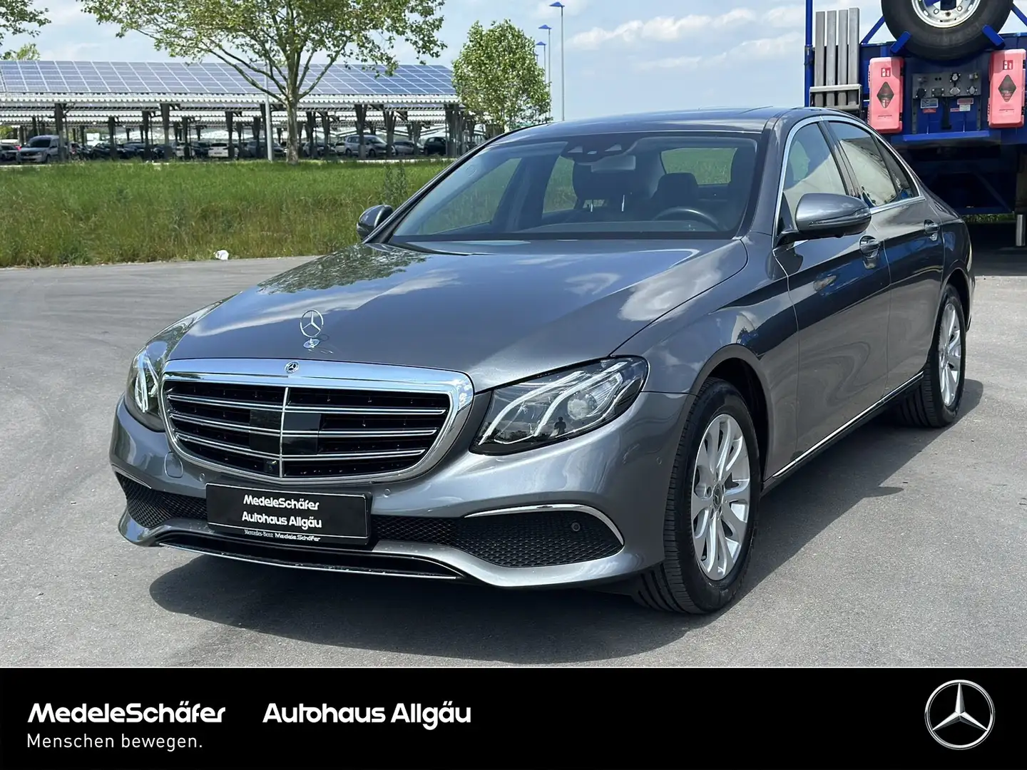Mercedes-Benz E 200 E 200 Exclusive Distronic SHD LED Comand 360°Kam Gris - 1