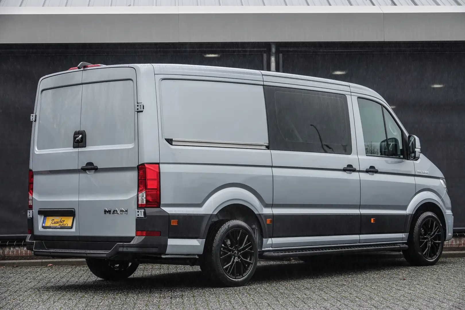 MAN TGE 35 | 140Pk Aut. 3.140 | L3H2 | Dubbel Cabine | 5-p Grey - 2