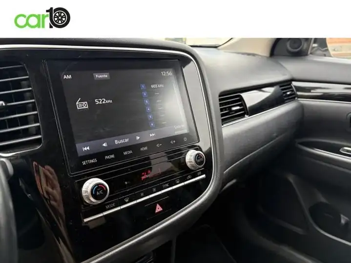 Mitsubishi Outlander 2019, foto 15
