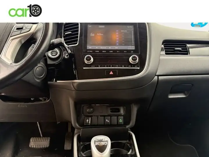 Mitsubishi Outlander 2019, foto 14