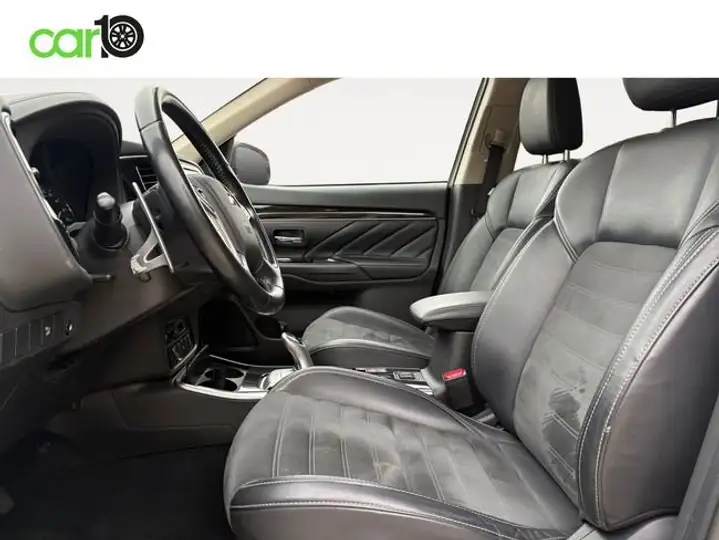 Mitsubishi Outlander 2019, foto 4