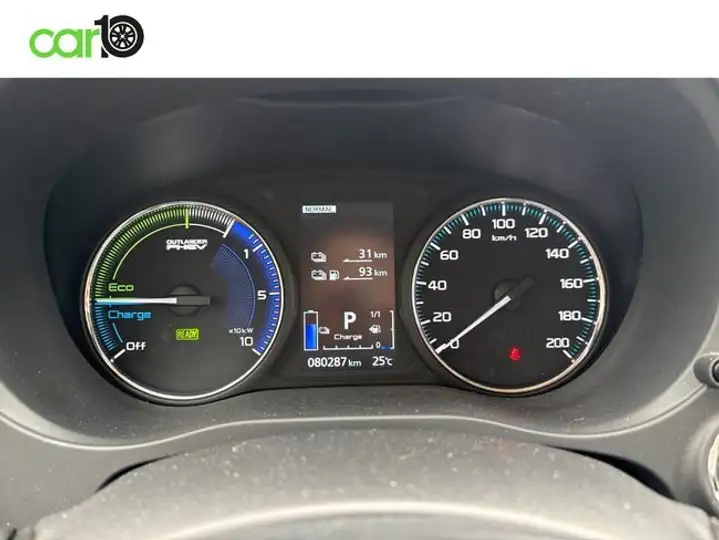 Mitsubishi Outlander 2019, foto 12
