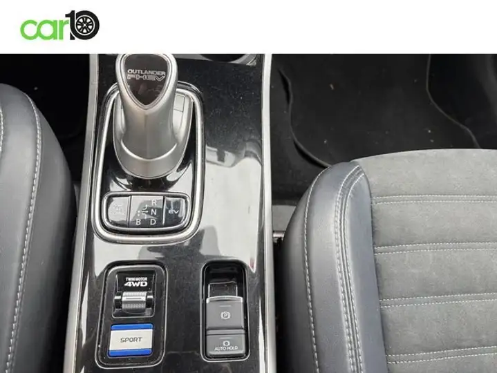 Mitsubishi Outlander 2019, foto 13