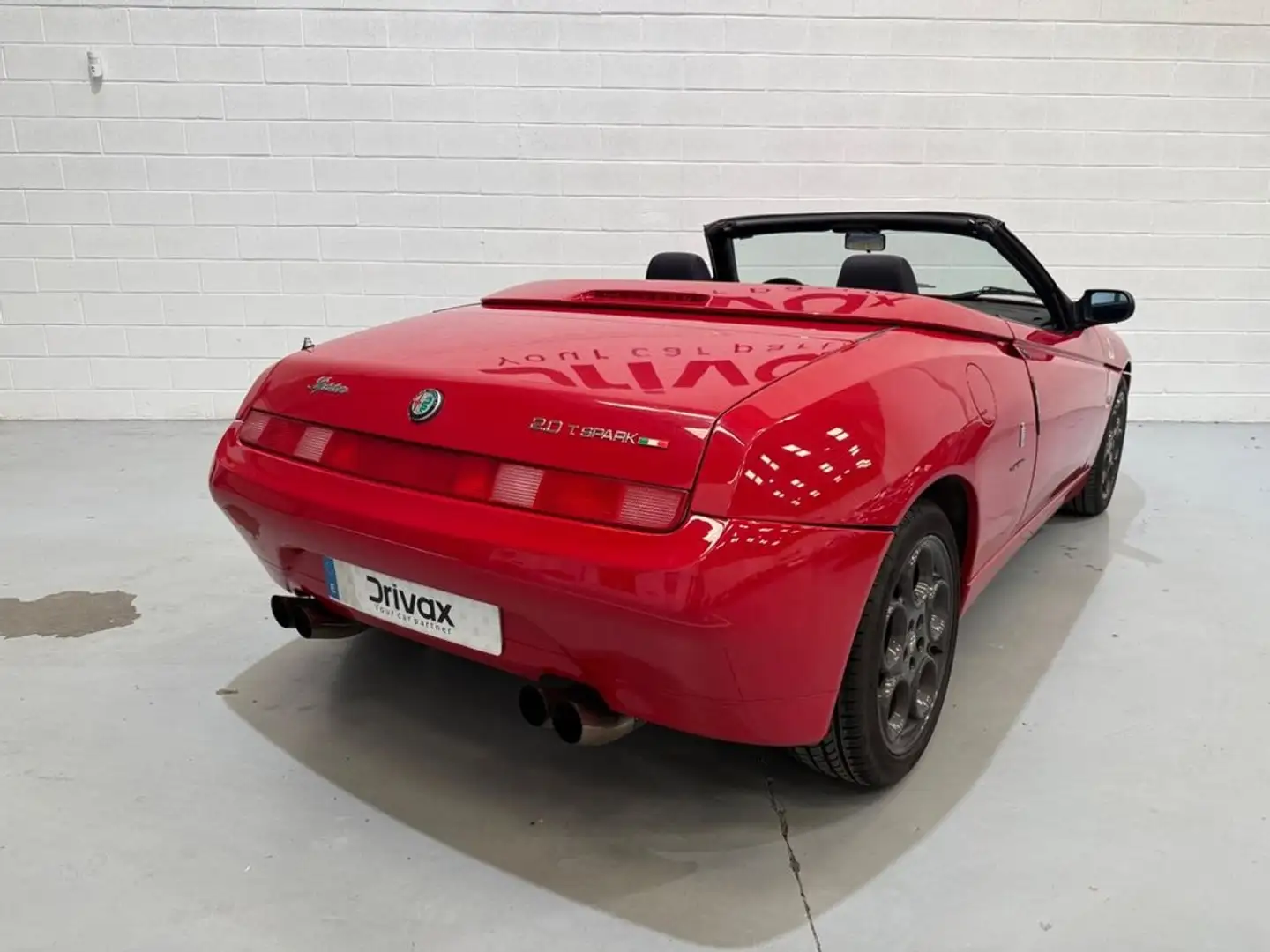 Alfa Romeo Spider 2.0 TS 16V L Rot - 2