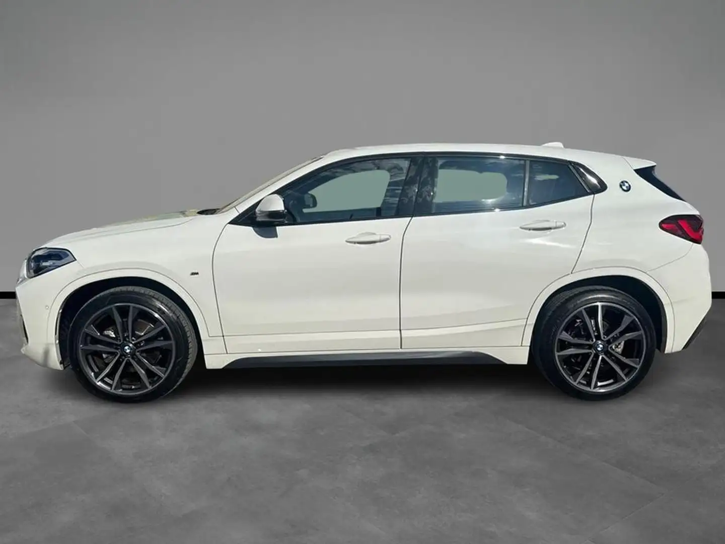 BMW X2 sdrive18d Msport auto Weiß - 2