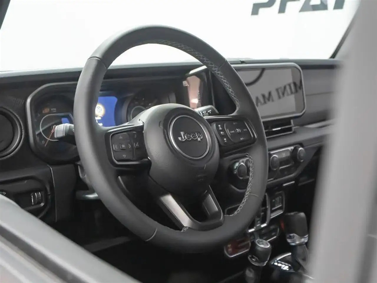 Jeep Wrangler снимка Jeep Wrangler