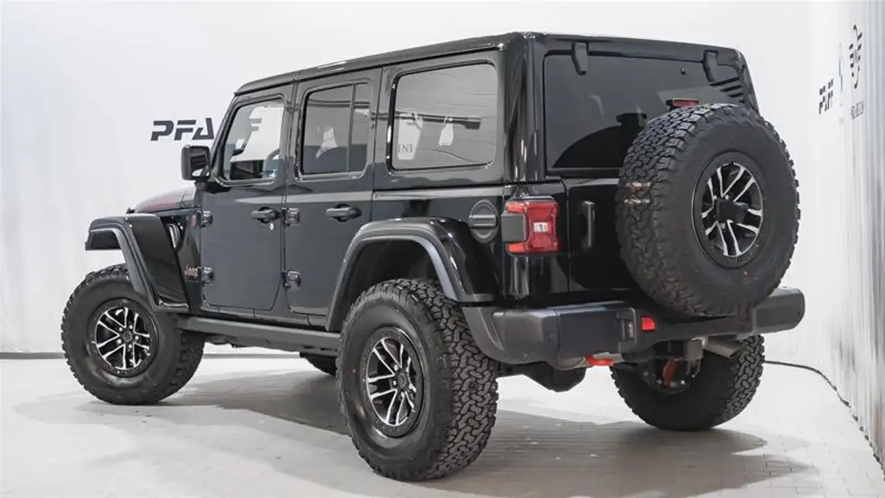 Jeep Wrangler снимка Jeep Wrangler