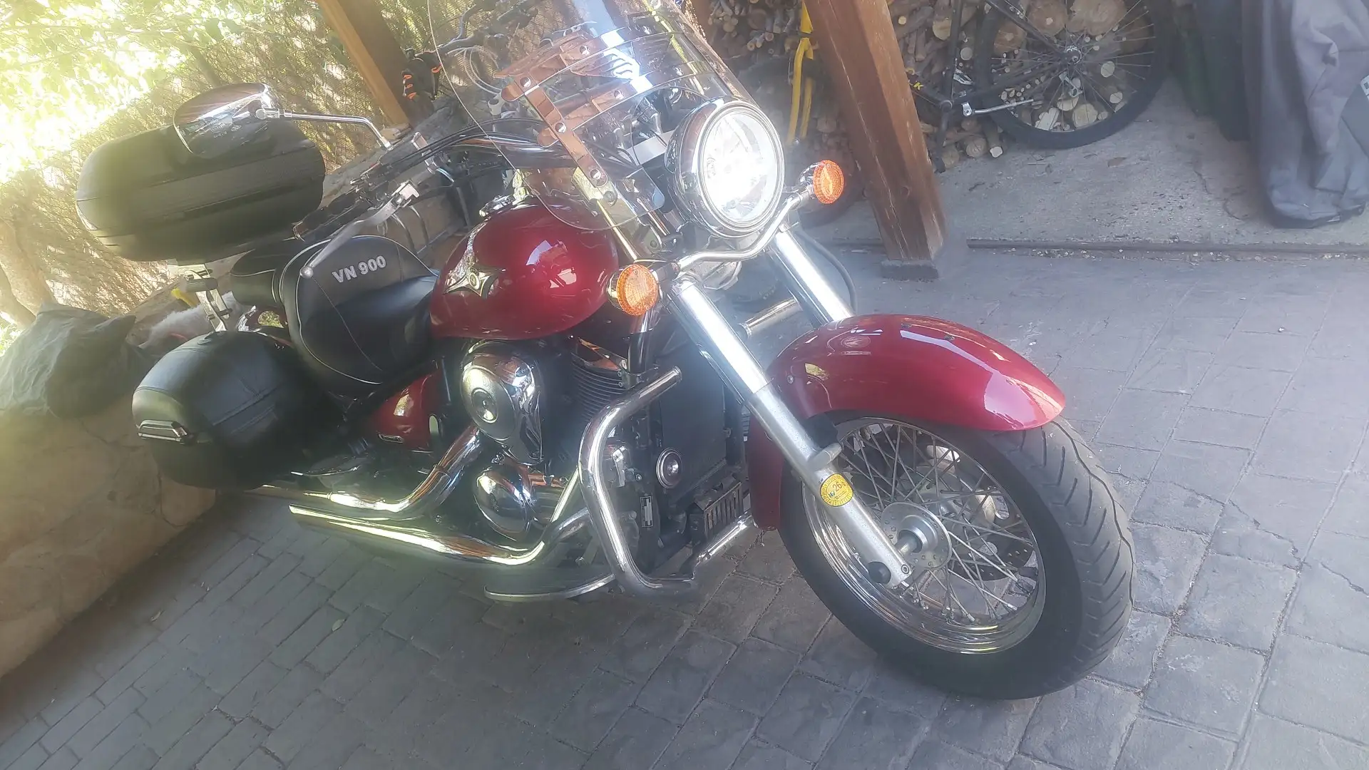 Kawasaki VN 900 Classic - Vulcan - Etiqueta C Rojo - 1