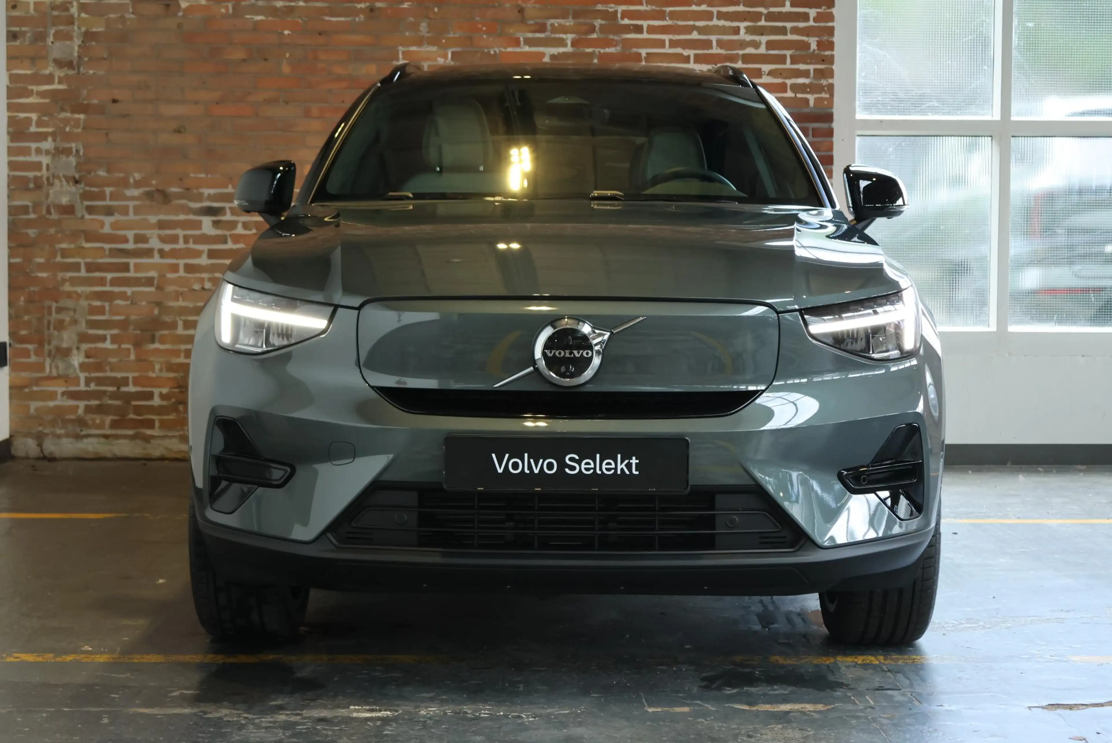 Volvo EX40 Single Motor Extended Range Ultra Europa 82 kWh | — photo 5