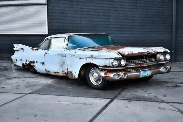 Cadillac Deville 1959 Coupe de Ville 390Ci V8 6.4L V8 325HP